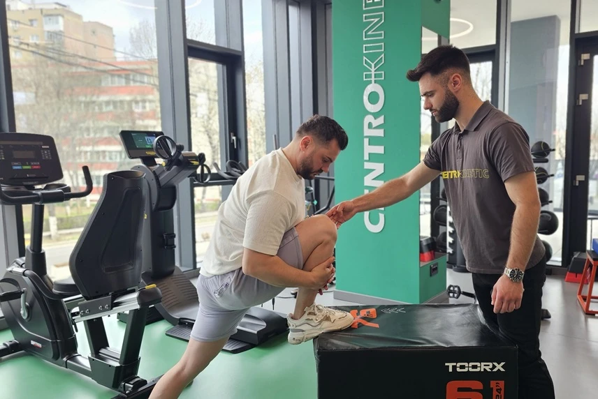 Trainer Centrokinetic lucrând cu un pacient